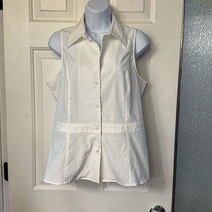 Women’s Express Sleeveless white stretch blouse. Size 11/12